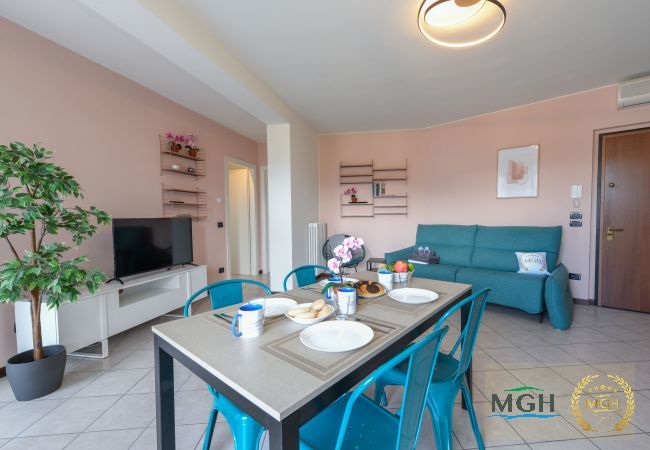 Appartamento a Toscolano-Maderno - Palazzo Garda - Modern Lake Apartment 3 Appartamento a Toscolano-Maderno - Palazzo Garda - Modern Lake Apartment 3