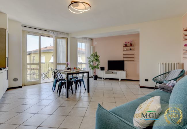 Appartamento a Toscolano-Maderno - Palazzo Garda - Modern Lake Apartment 3 Appartamento a Toscolano-Maderno - Palazzo Garda - Modern Lake Apartment 3