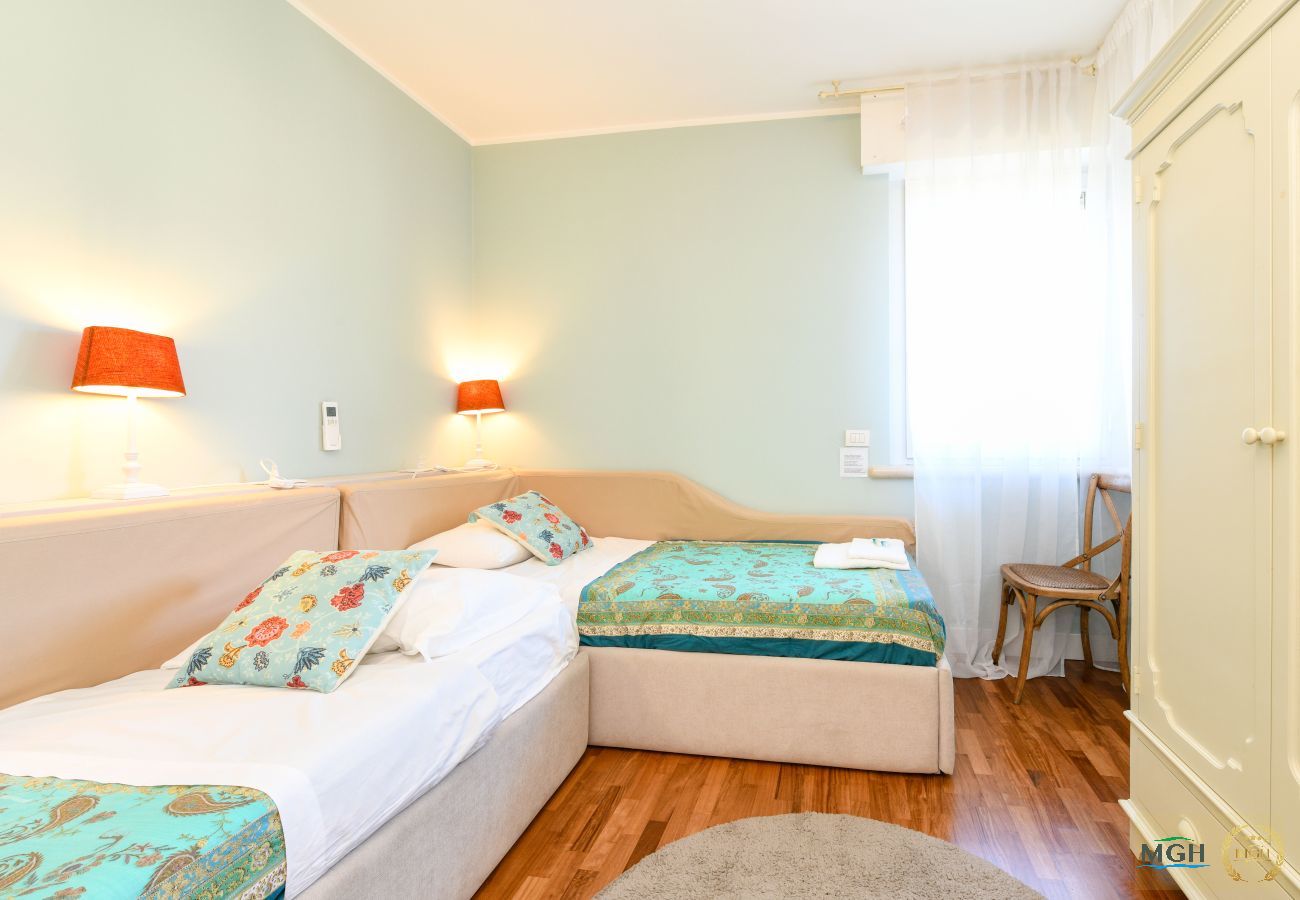 Villa a Salò - MGH Luxury - Villa Caterina