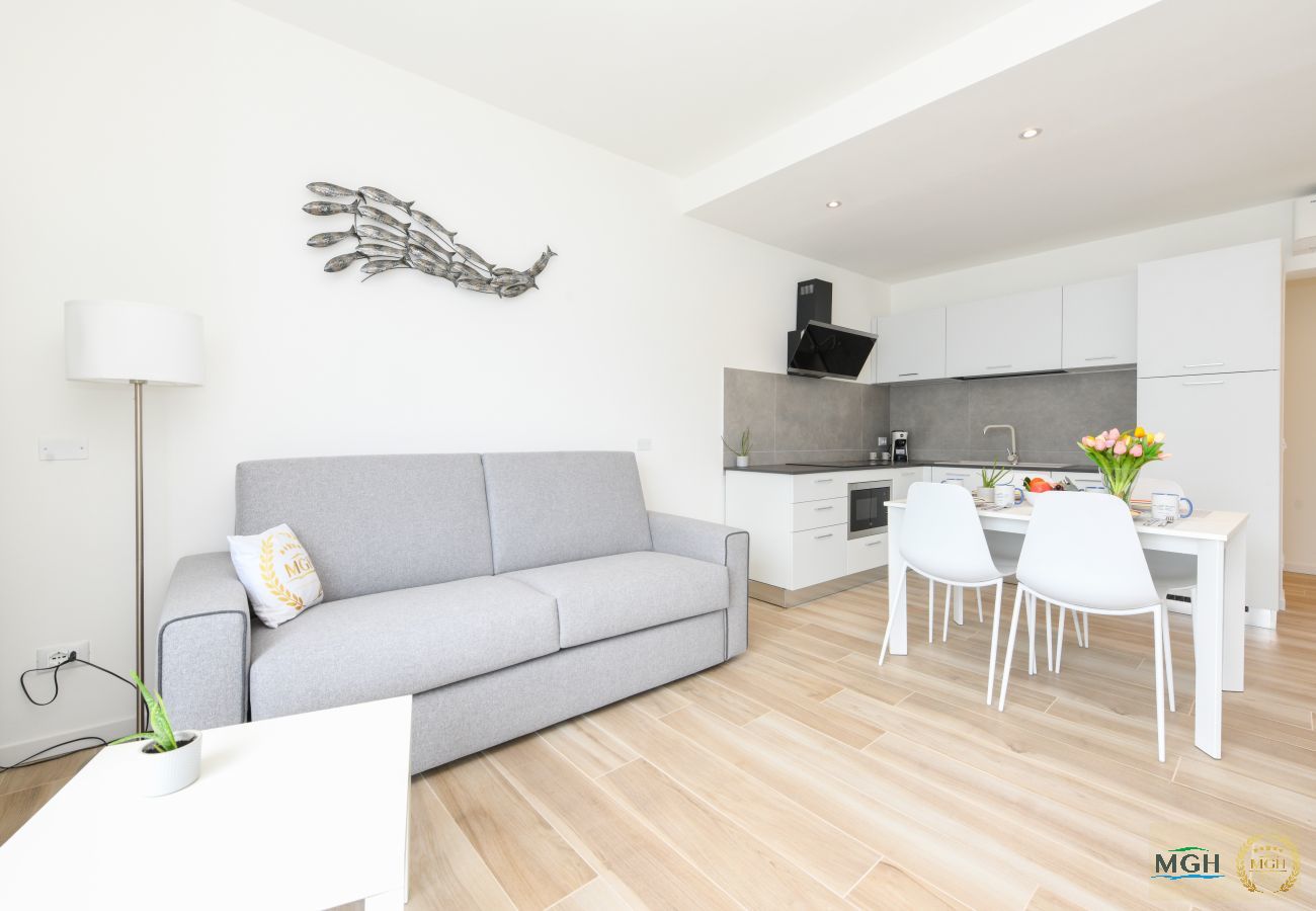 Appartamento a Brenzone - MGH- Ora del Garda Lakeview Apartment