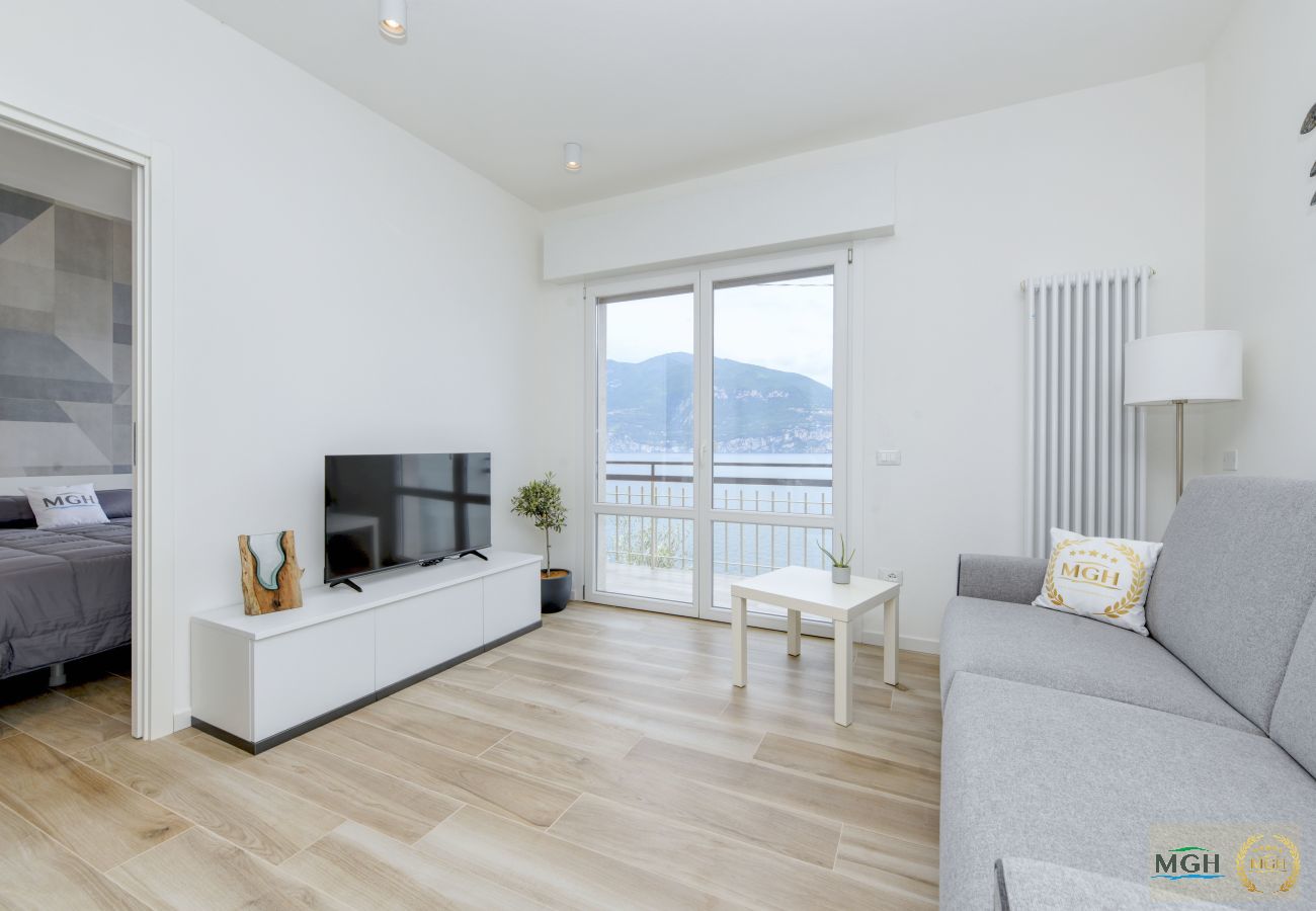 Appartamento a Brenzone - MGH- Ora del Garda Lakeview Apartment