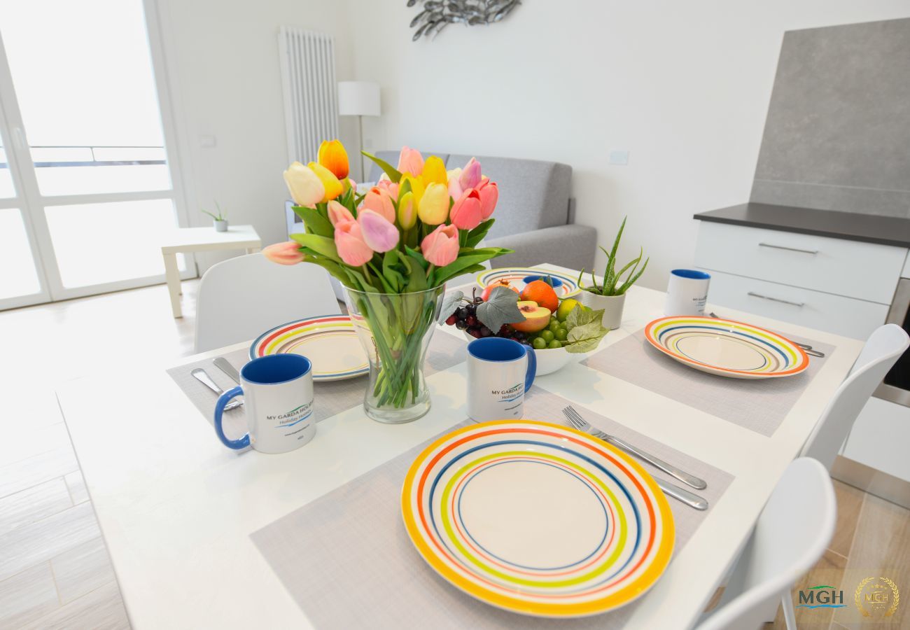 Appartamento a Brenzone - MGH- Ora del Garda Lakeview Apartment