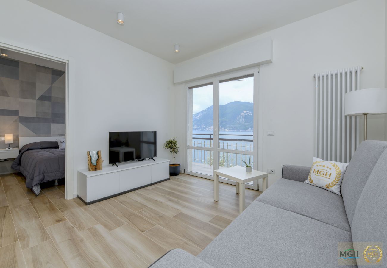Appartamento a Brenzone - MGH- Ora del Garda Lakeview Apartment