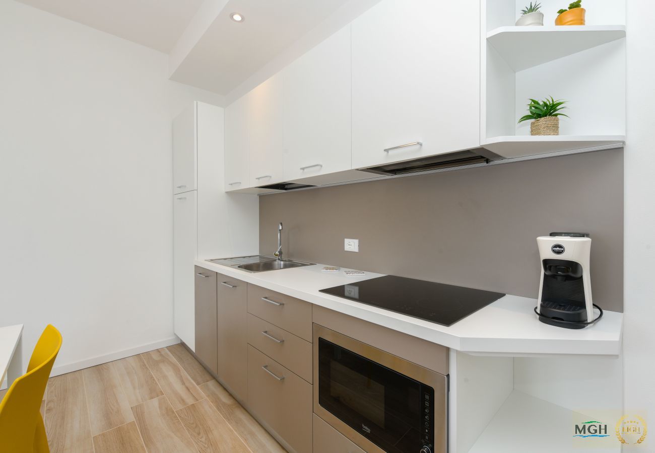 Appartamento a Brenzone - MGH- Peler del Garda Lakeview Apartment