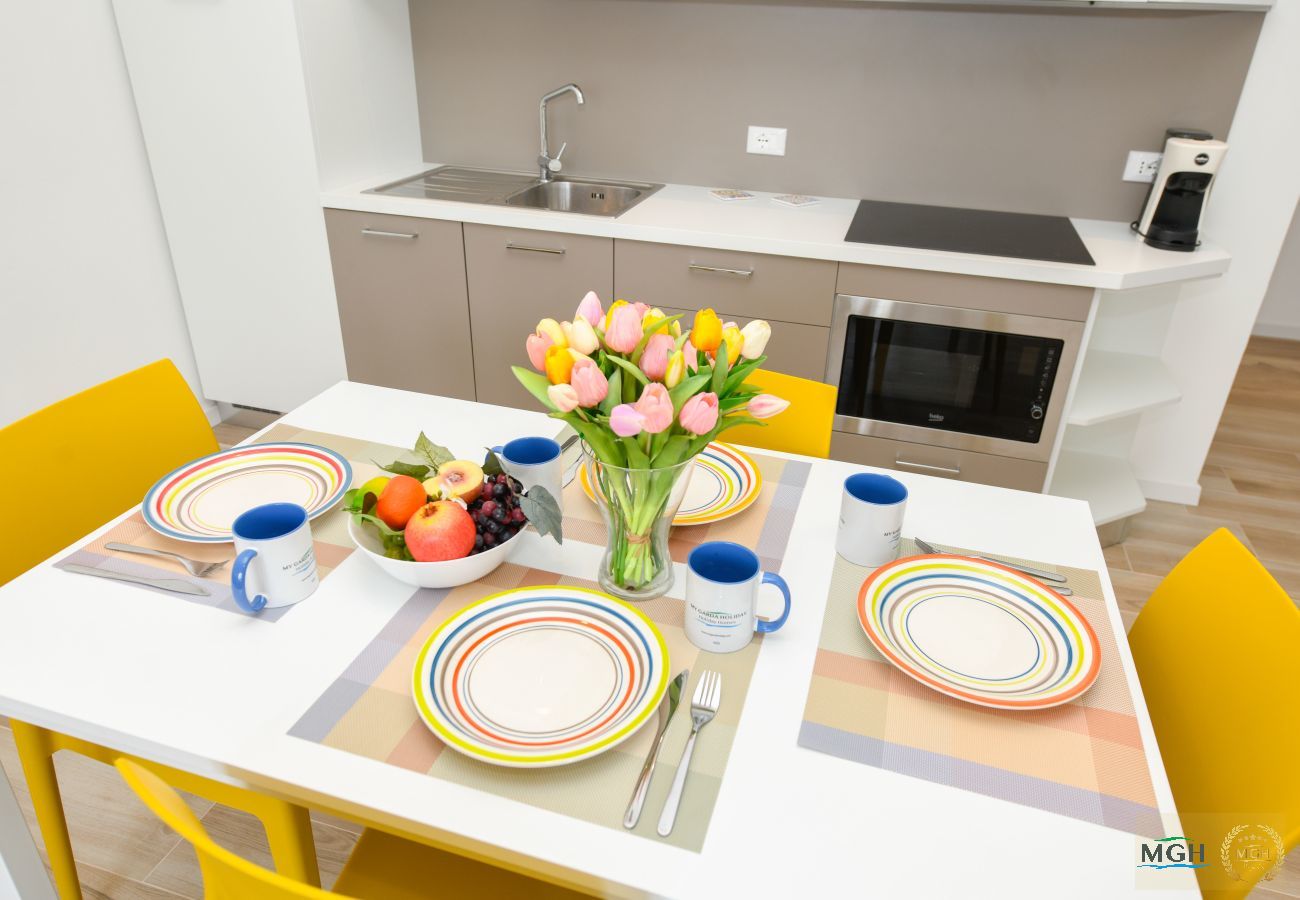 Appartamento a Brenzone - MGH- Peler del Garda Lakeview Apartment