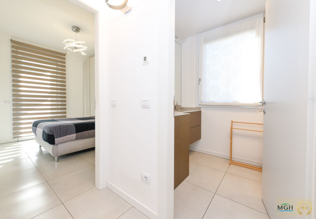 Appartamento a Desenzano del Garda - MGH- Grace Apartment Katya Resort