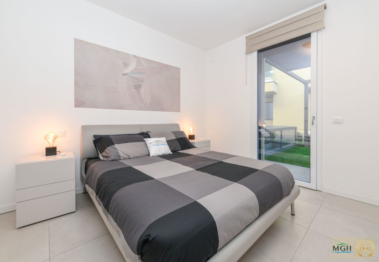 Appartamento a Desenzano del Garda - MGH- Grace Apartment Katya Resort