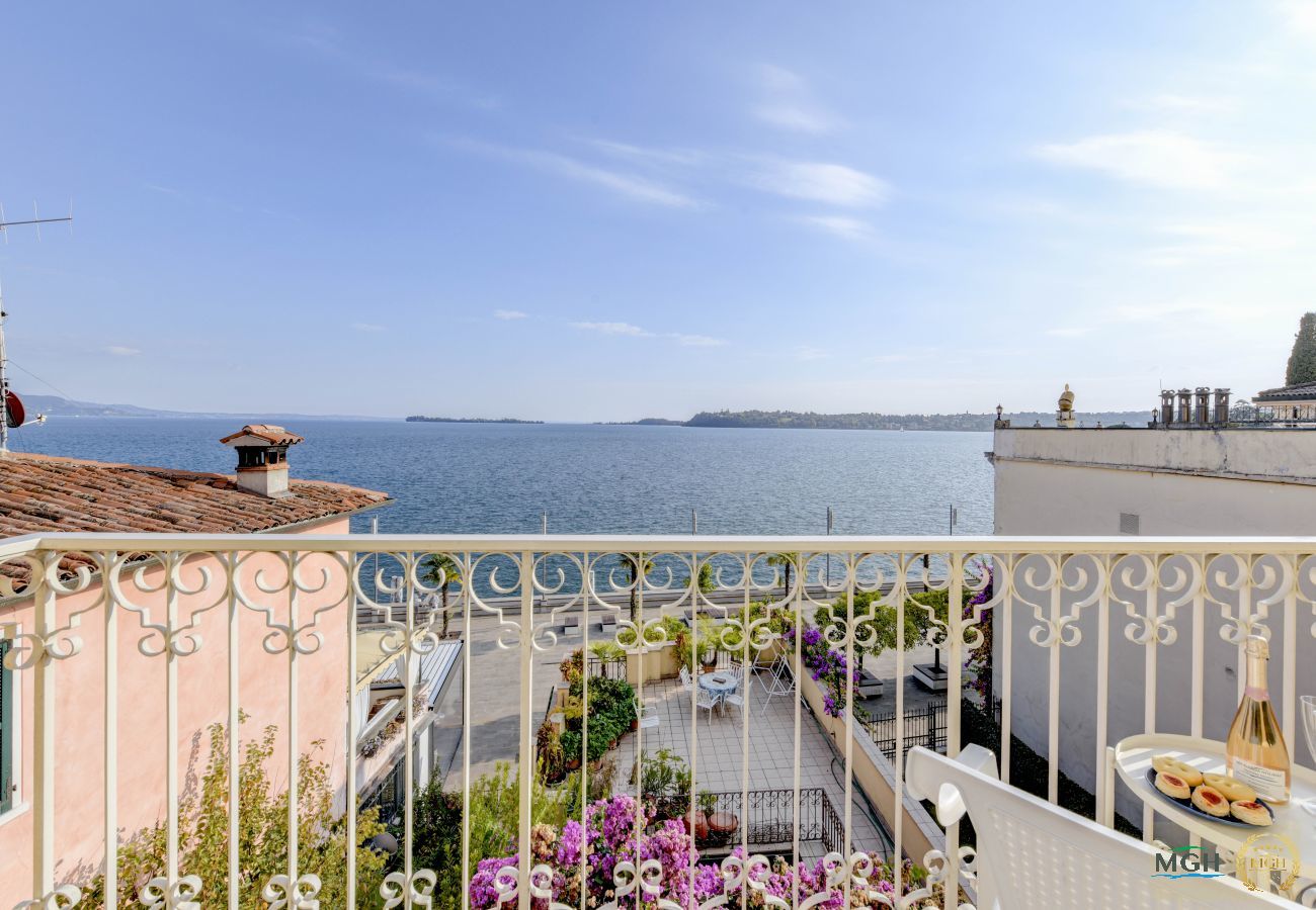 Appartamento a Gardone Riviera - MGH - Lake View Terrace Gardone