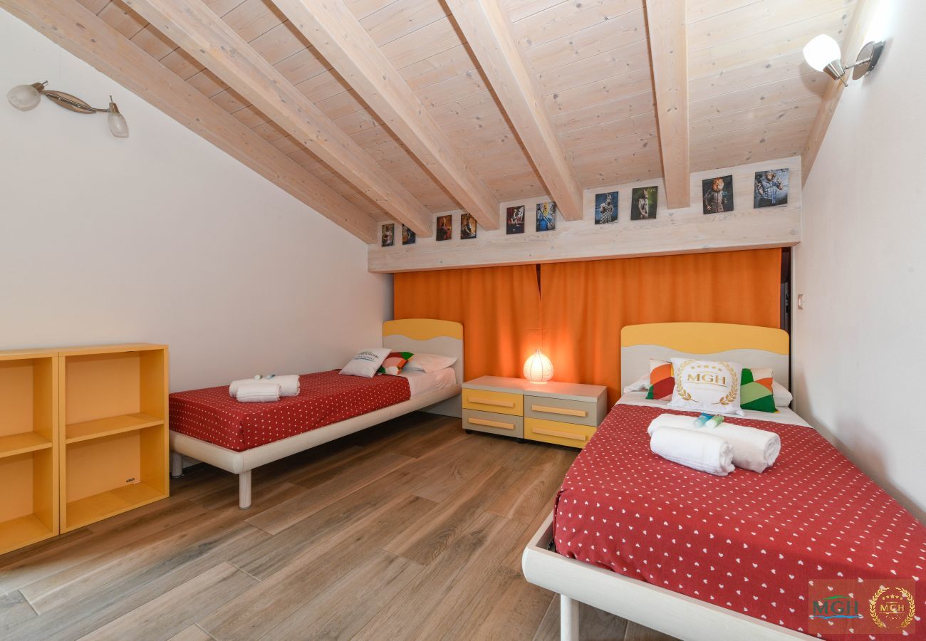 Casa a Peschiera del Garda - MGH- Dama Family Home Peschiera