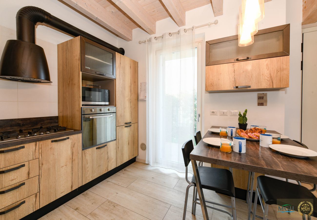 Casa a Peschiera del Garda - MGH- Dama Family Home Peschiera