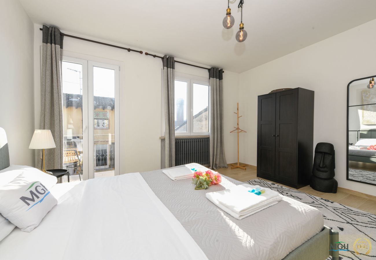 Casa a Desenzano del Garda - MGH Luxury- Sunset Lakeview House Desenzano