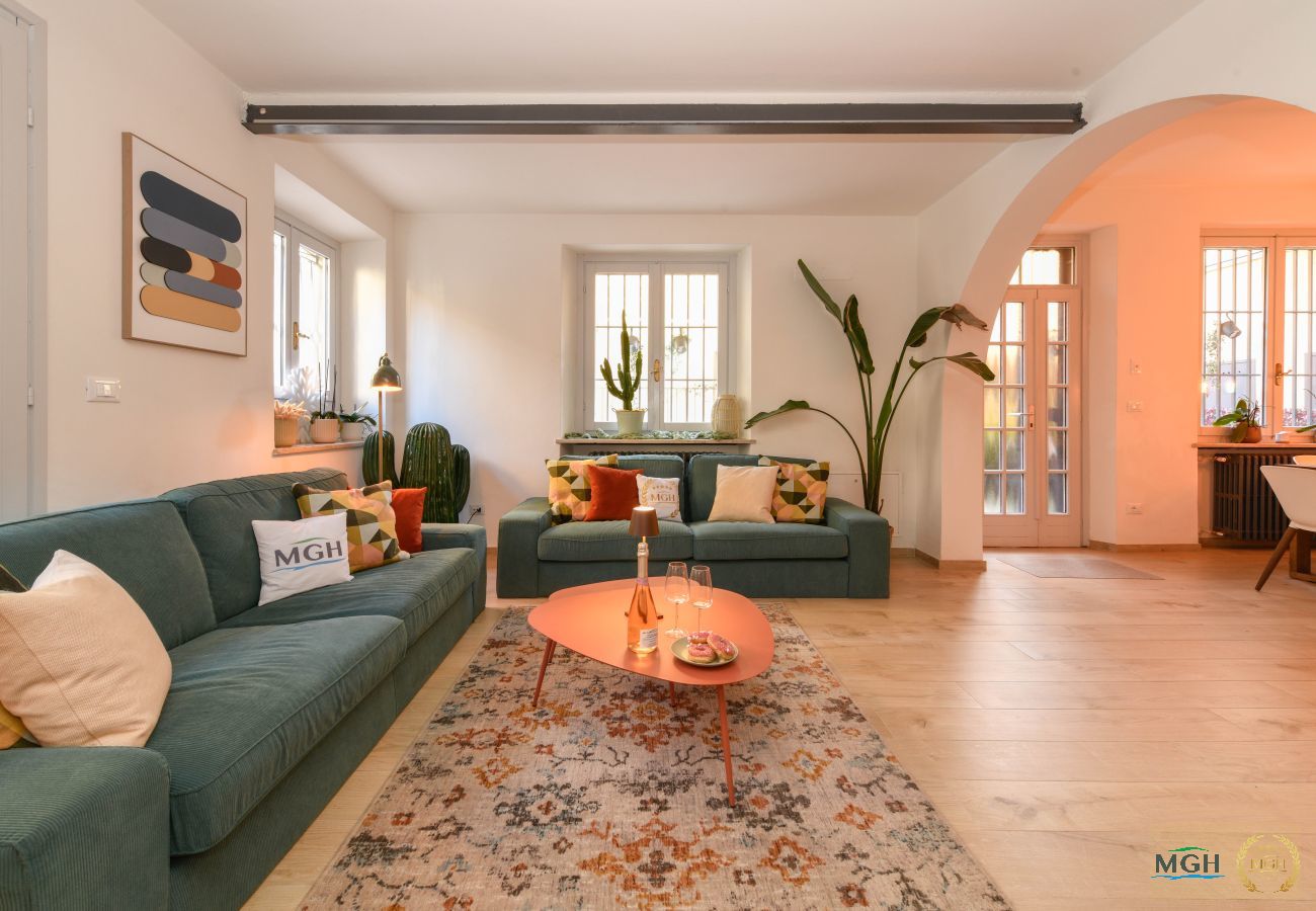 Casa a Desenzano del Garda - MGH Luxury- Sunset Lakeview House Desenzano