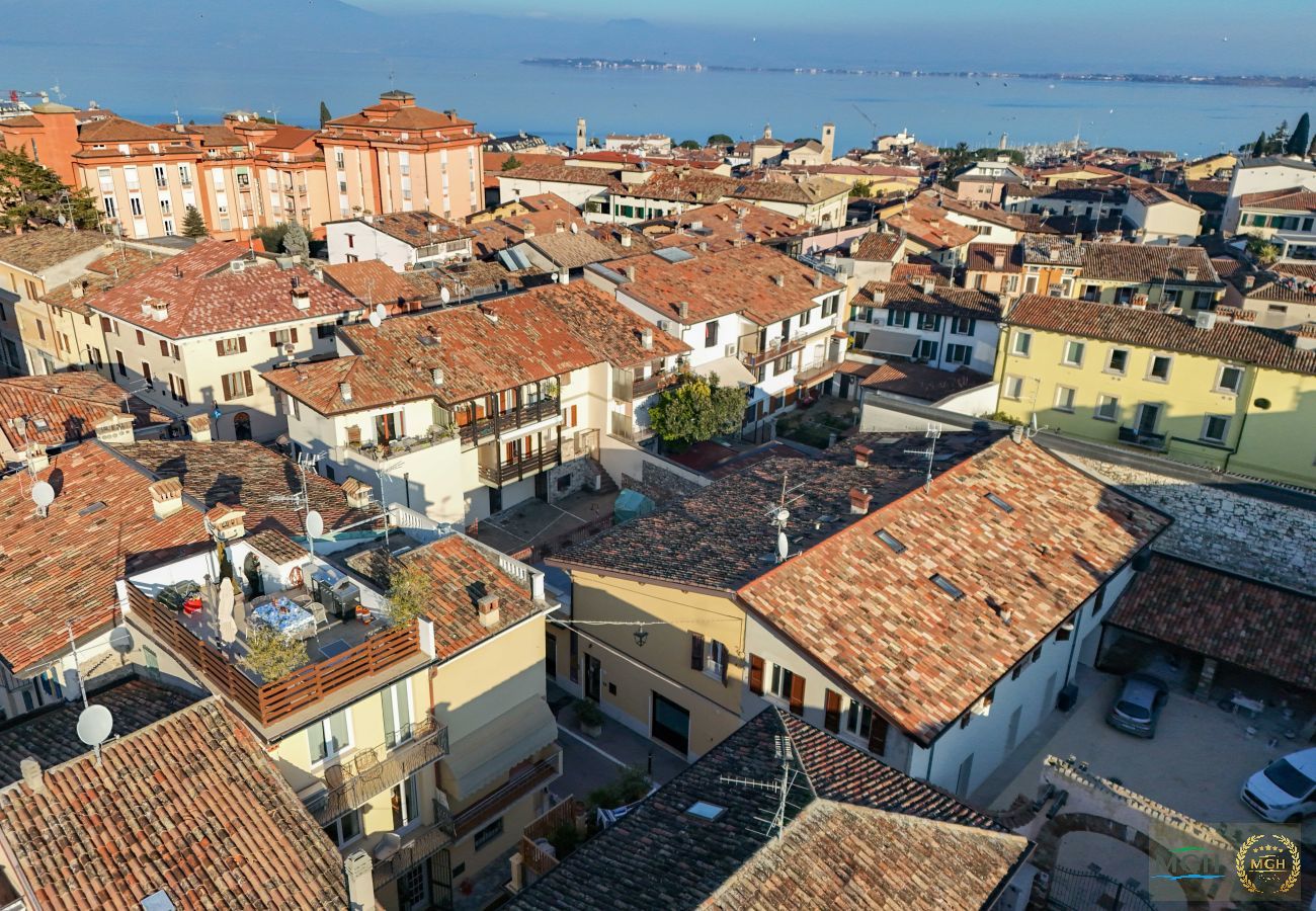 Casa a Desenzano del Garda - MGH Luxury- Sunset Lakeview House Desenzano
