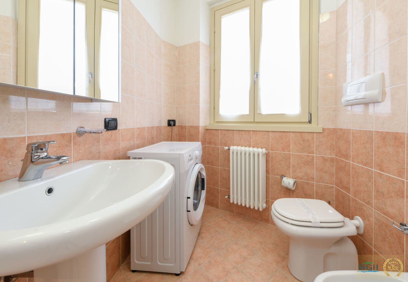 Appartamento a Toscolano-Maderno - Palazzo Garda - Modern Lake Apartment 3