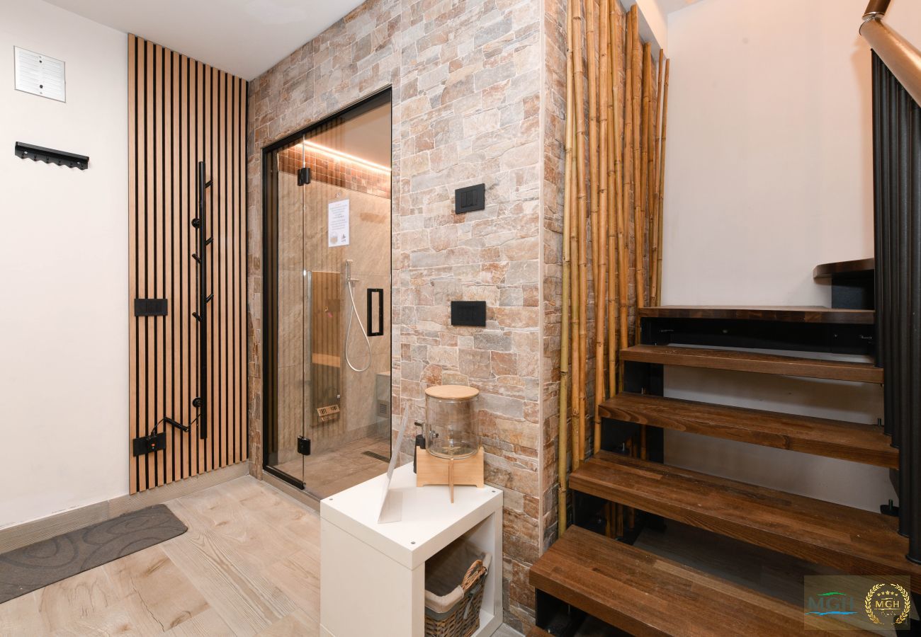 Appartamento a Soiano - MGH Luxury- Romantic SPA & Relax