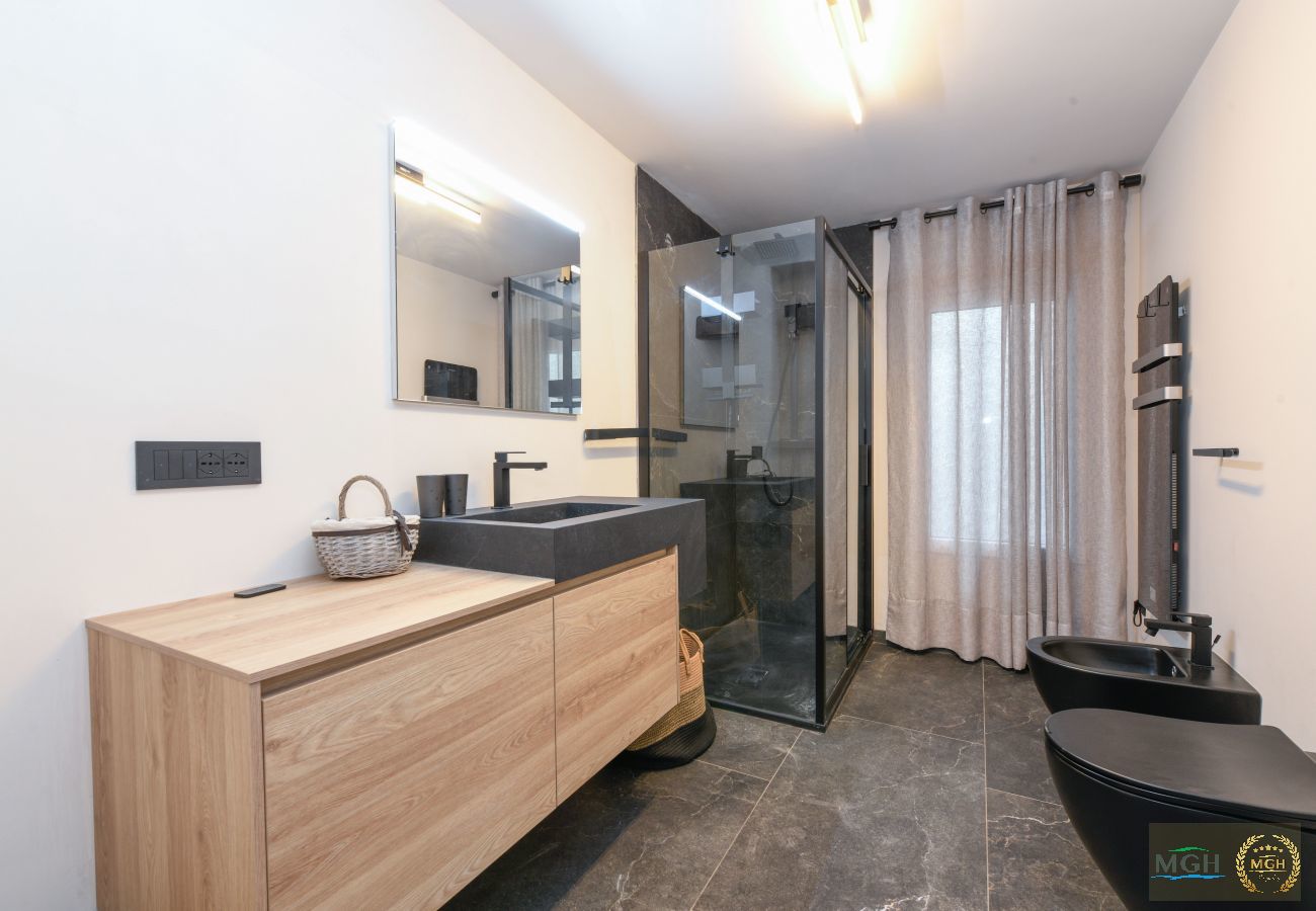 Appartamento a Soiano - MGH Luxury- Romantic SPA & Relax