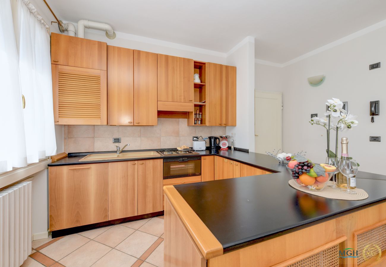 Appartamento a Padenghe sul Garda - MGH - Garda Sunview Terrace Padenghe