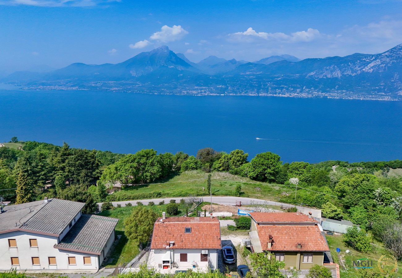 Appartamento a San Zeno di Montagna - MGH - Garda Trek & View
