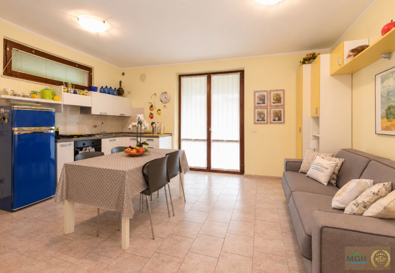 Appartamento a Manerba del Garda - MGH- Garda Bloom Family Stay Manerba
