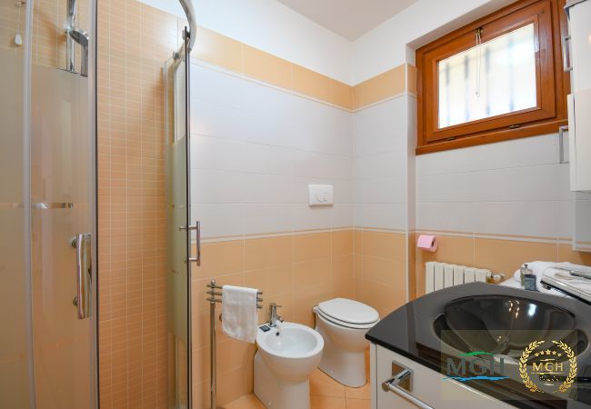 Ferienwohnung in Sirmione - Sirmione Beach Apartment Ferienwohnung in Sirmione - Sirmione Beach Apartment