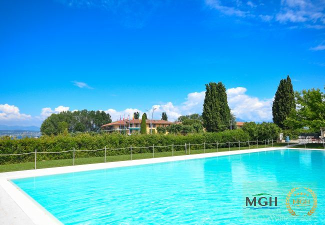 Ferienwohnung in Sirmione - Sirmione Beach Apartment Ferienwohnung in Sirmione - Sirmione Beach Apartment