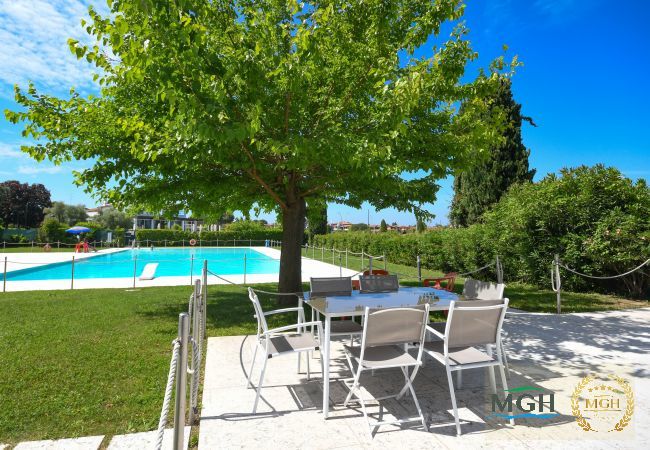 Ferienwohnung in Sirmione - Sirmione Beach Apartment Ferienwohnung in Sirmione - Sirmione Beach Apartment