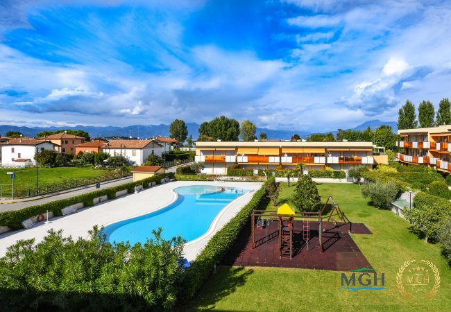 Ferienwohnung in Sirmione - Appartamento Benacus F4 Ferienwohnung in Sirmione - Appartamento Benacus F4