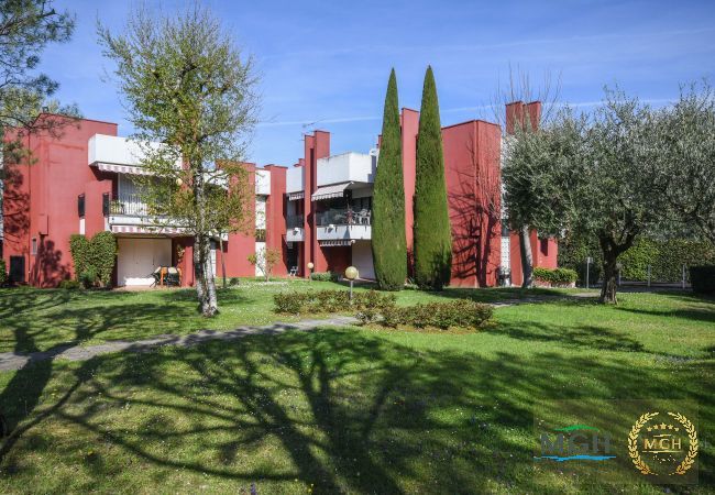 Ferienwohnung in Sirmione - Holiday Sirmione B12 Ferienwohnung in Sirmione - Holiday Sirmione B12