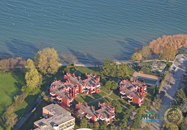 Ferienwohnung in Sirmione - Holiday Sirmione B12 Ferienwohnung in Sirmione - Holiday Sirmione B12