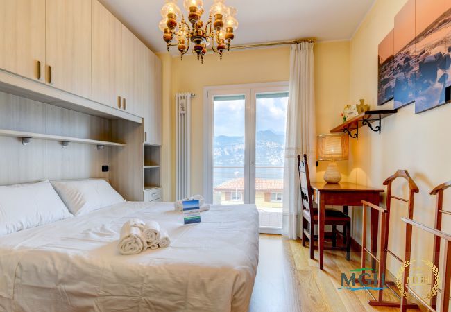 Ferienwohnung in Malcesine - Appartamento Enrica Lake View Ferienwohnung in Malcesine - Appartamento Enrica Lake View