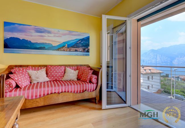 Ferienwohnung in Malcesine - Appartamento Enrica Lake View Ferienwohnung in Malcesine - Appartamento Enrica Lake View