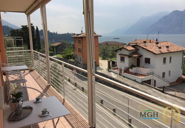 Ferienwohnung in Malcesine - Appartamento Enrica Lake View Ferienwohnung in Malcesine - Appartamento Enrica Lake View
