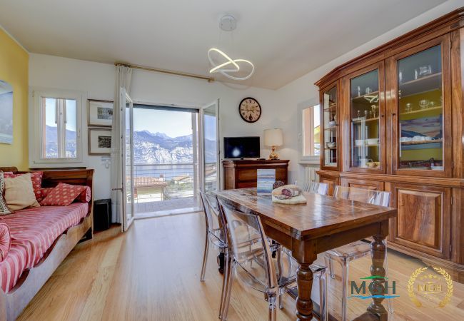Ferienwohnung in Malcesine - Appartamento Enrica Lake View Ferienwohnung in Malcesine - Appartamento Enrica Lake View