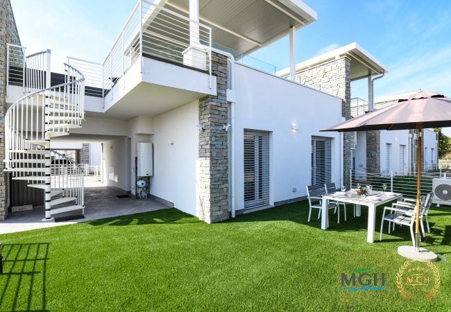 Chalet in Peschiera del Garda - Villetta Dolci Luxury Home - A3 Chalet in Peschiera del Garda - Villetta Dolci Luxury Home - A3