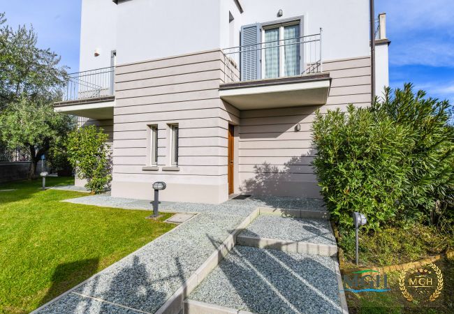 Ferienwohnung in Sirmione - Appartamento Faelmo Luxury Ferienwohnung in Sirmione - Appartamento Faelmo Luxury