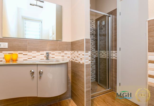 Ferienwohnung in Sirmione - Appartamento Faelmo Luxury Ferienwohnung in Sirmione - Appartamento Faelmo Luxury