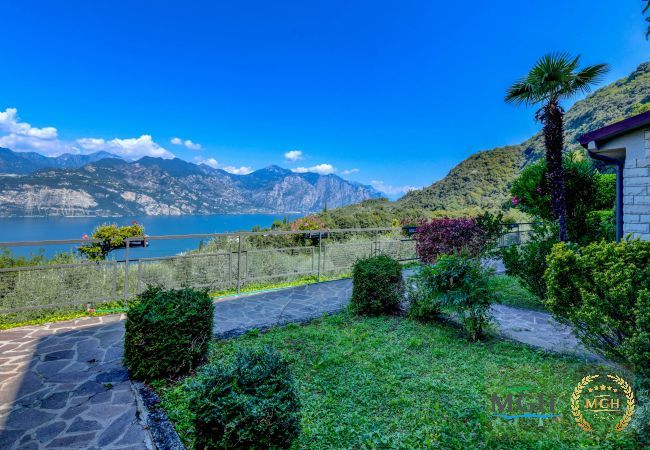 Ferienwohnung in Malcesine - Garden Residence Malcesine Lake View  App. G1 Ferienwohnung in Malcesine - Garden Residence Malcesine Lake View  App. G1