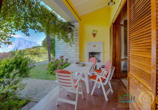 Ferienwohnung in Malcesine - Garden Residence Malcesine Lake View  App. G1 Ferienwohnung in Malcesine - Garden Residence Malcesine Lake View  App. G1