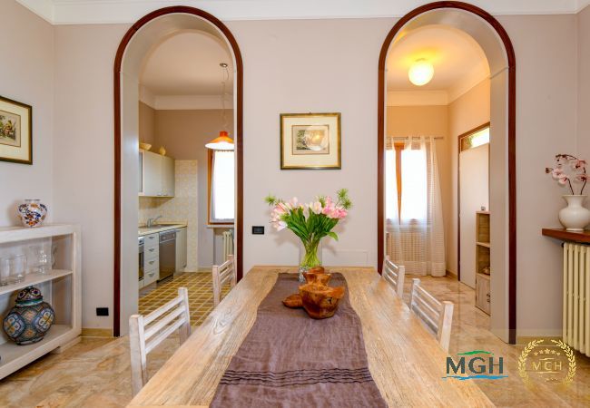 Ferienwohnung in Malcesine - Garden Residence Malcesine Lake View  App. G1 Ferienwohnung in Malcesine - Garden Residence Malcesine Lake View  App. G1