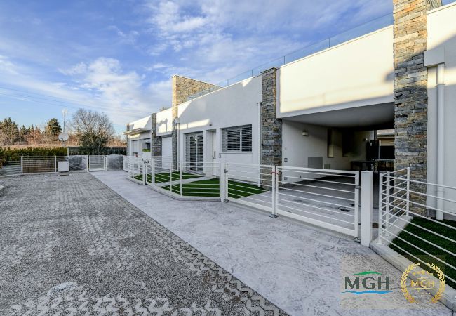 Chalet in Peschiera del Garda - Villetta Dolci Luxury Home - A2 Chalet in Peschiera del Garda - Villetta Dolci Luxury Home - A2