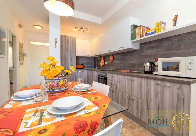 Ferienwohnung in Malcesine - Garden Residence Malcesine Lake View Apartment 39 Ferienwohnung in Malcesine - Garden Residence Malcesine Lake View Apartment 39