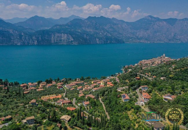 Ferienwohnung in Malcesine - Garden Residence Malcesine Lake View Apartment 39 Ferienwohnung in Malcesine - Garden Residence Malcesine Lake View Apartment 39