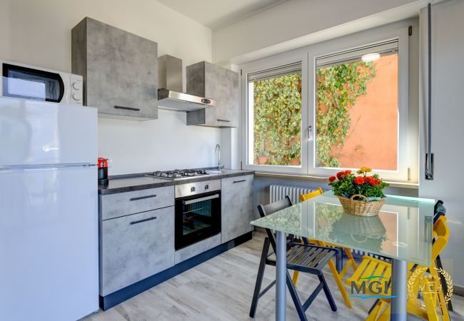 Ferienwohnung in Brenzone - Holiday Apartments Brenzone - Studio BALDO Ferienwohnung in Brenzone - Holiday Apartments Brenzone - Studio BALDO
