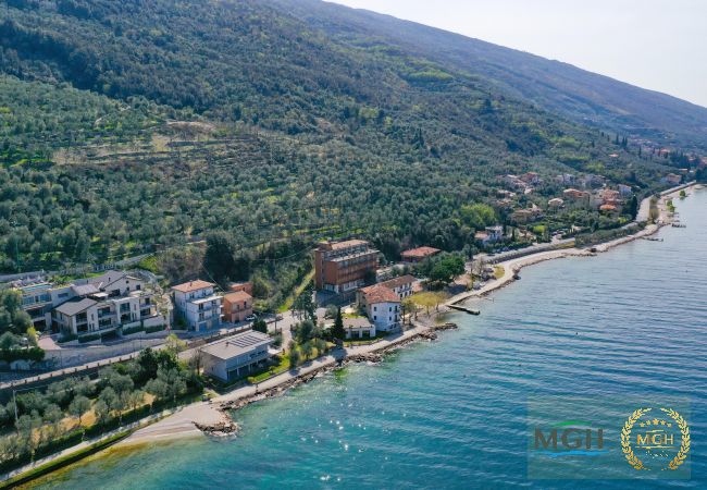 Ferienwohnung in Brenzone - Holiday Apartments Brenzone - Apartment LUNA Ferienwohnung in Brenzone - Holiday Apartments Brenzone - Apartment LUNA