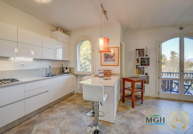 Ferienwohnung in Peschiera del Garda - Appartamento Benaco Ferienwohnung in Peschiera del Garda - Appartamento Benaco