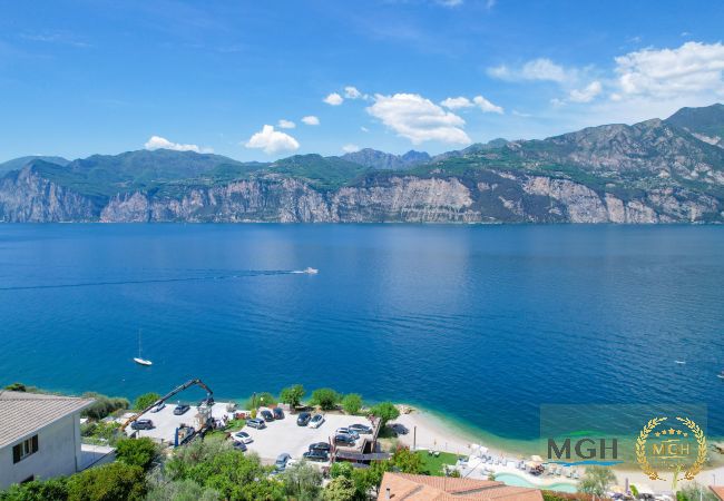 Ferienwohnung in Malcesine - MALCESINE HOLIDAY APARTMENT Ferienwohnung in Malcesine - MALCESINE HOLIDAY APARTMENT