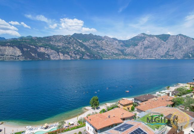 Ferienwohnung in Malcesine - MALCESINE HOLIDAY APARTMENT Ferienwohnung in Malcesine - MALCESINE HOLIDAY APARTMENT