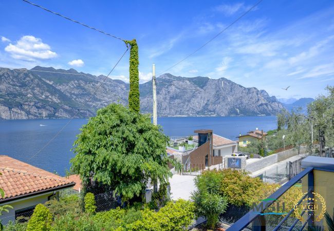 Ferienwohnung in Malcesine - MALCESINE HOLIDAY APARTMENT Ferienwohnung in Malcesine - MALCESINE HOLIDAY APARTMENT