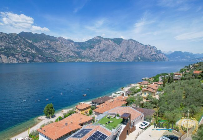 Ferienwohnung in Malcesine - MALCESINE HOLIDAY APARTMENT Ferienwohnung in Malcesine - MALCESINE HOLIDAY APARTMENT