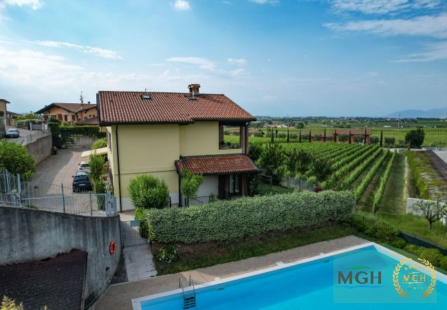 Ferienwohnung in Peschiera del Garda - Appartamento La Luna - MGH Ferienwohnung in Peschiera del Garda - Appartamento La Luna - MGH